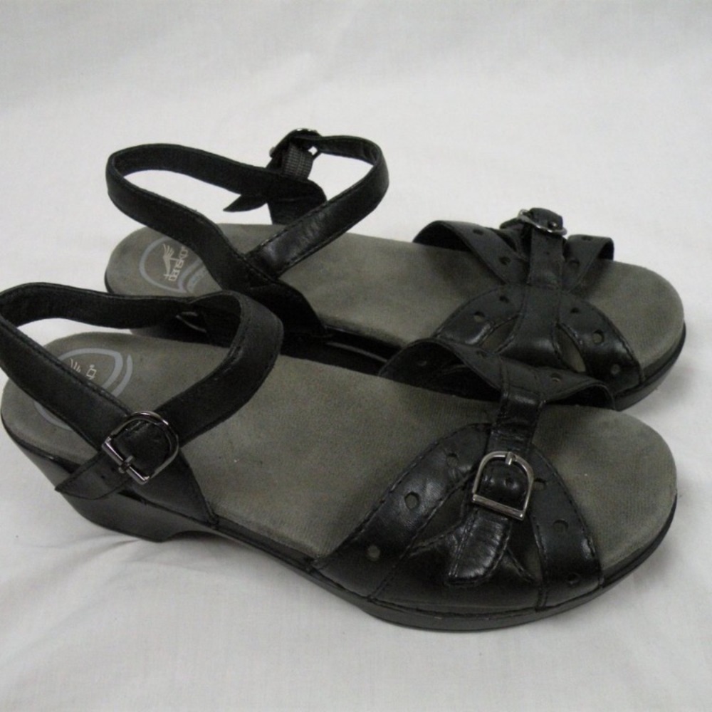 Dansko Sissy Black Strap Sandals